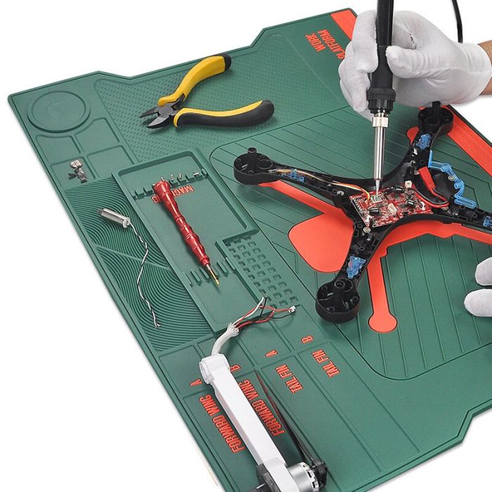 Килимок пластичний ПВХ Mechanic V70 для ремонту смартфонів, дронів, техніки / 515x365 мм / 120°C / Blue